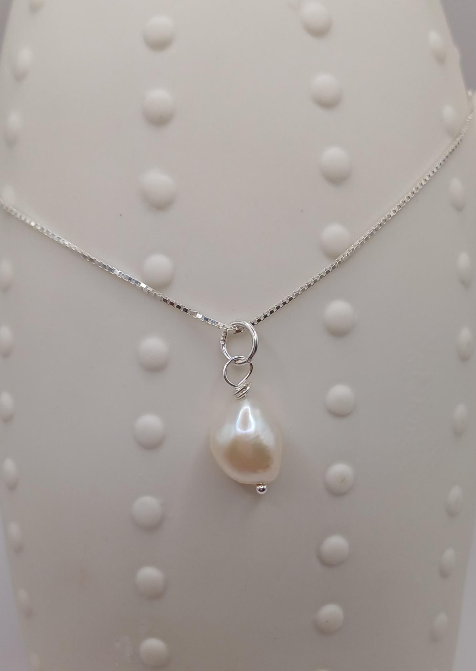 NECKLACES - Sterling Silver White Pearl Pendant