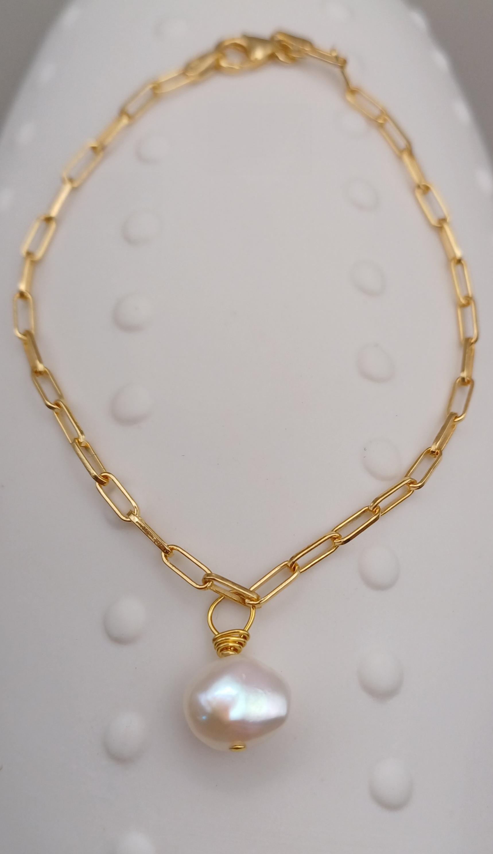 BRACELETS - 14K Gold Vermeil Paperclip Pearl Bracelet