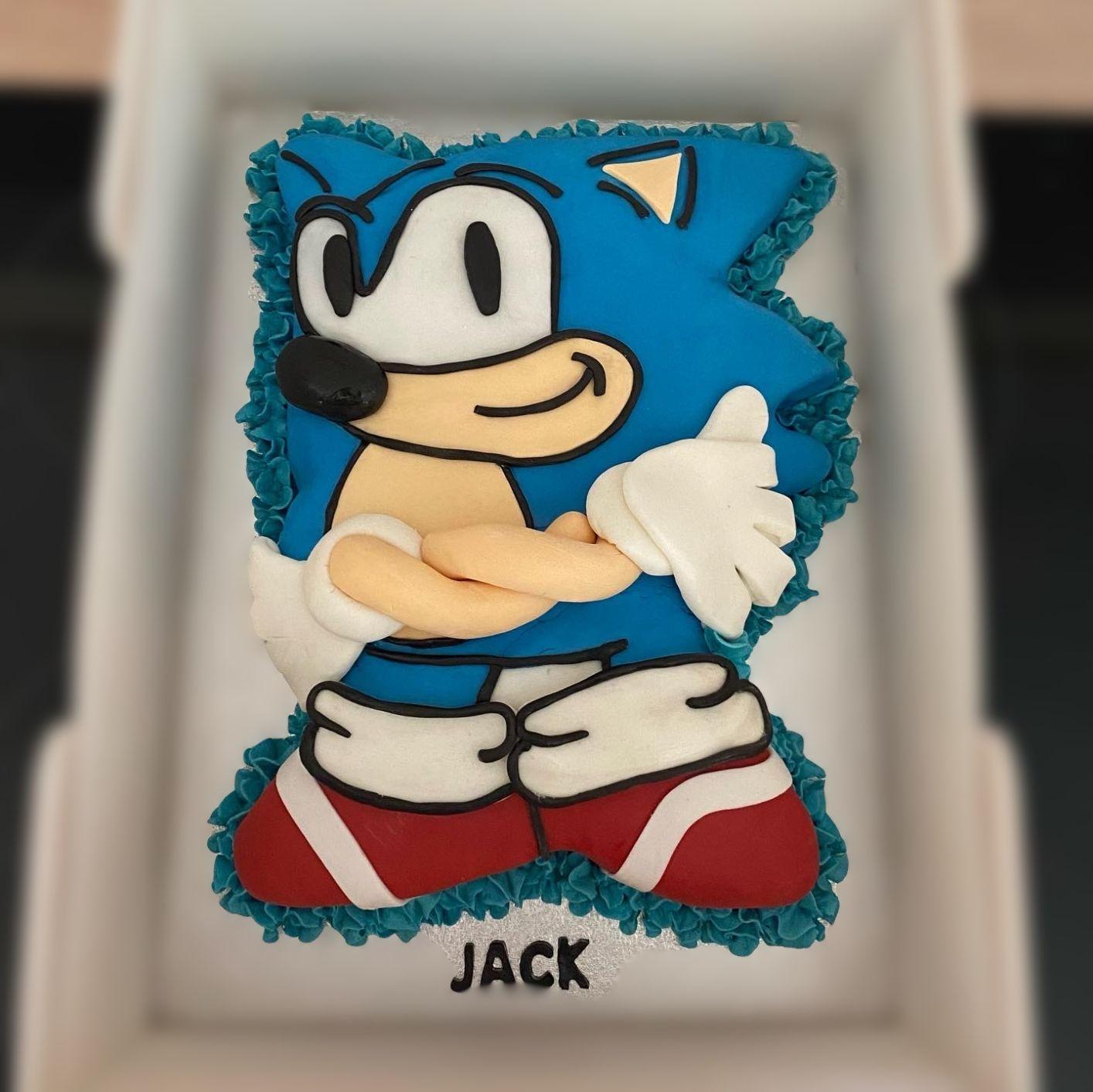 Super Sonic Hedgehog Cake