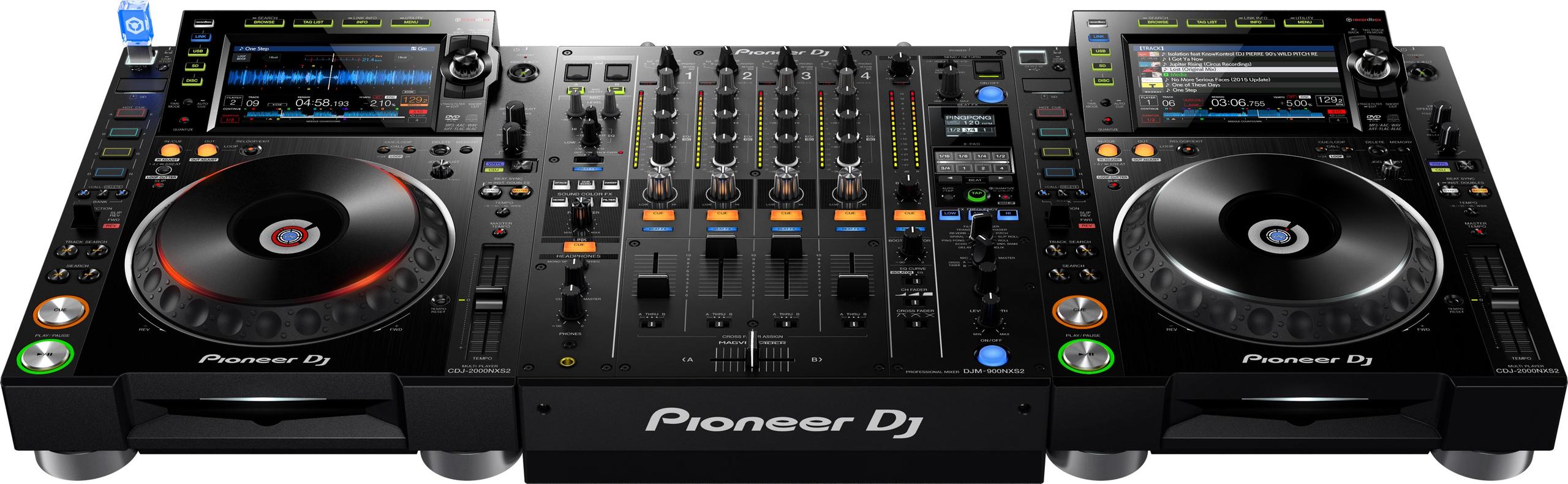 Pioneer DJ CDJ-2000NXS2 + DJM-900NXS2