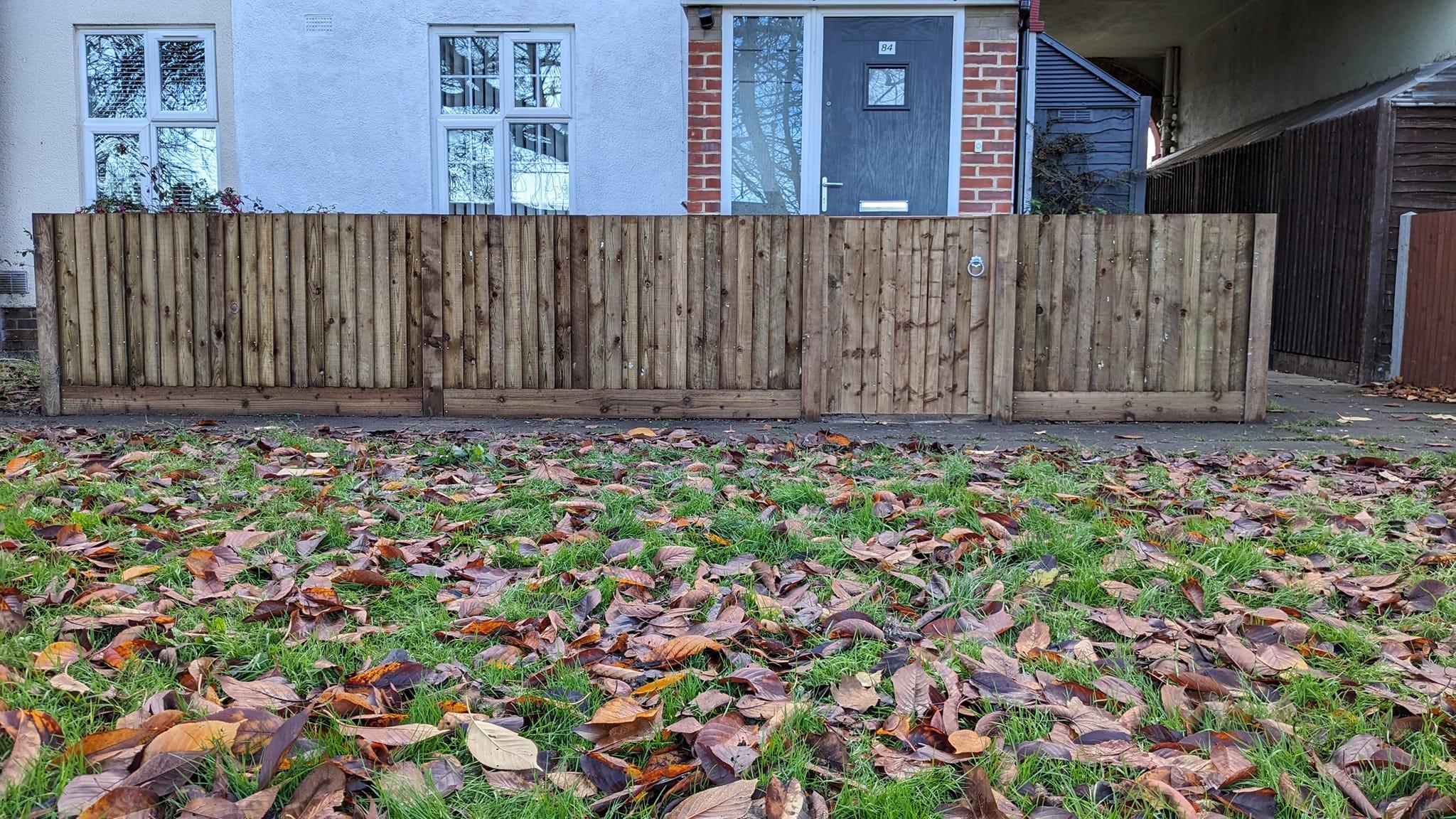 Small fence installed in Gravesend