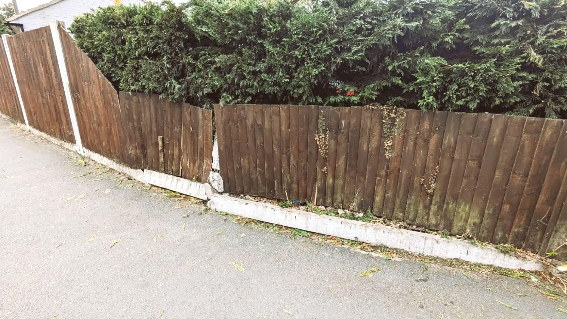 Local Fence Repairs
