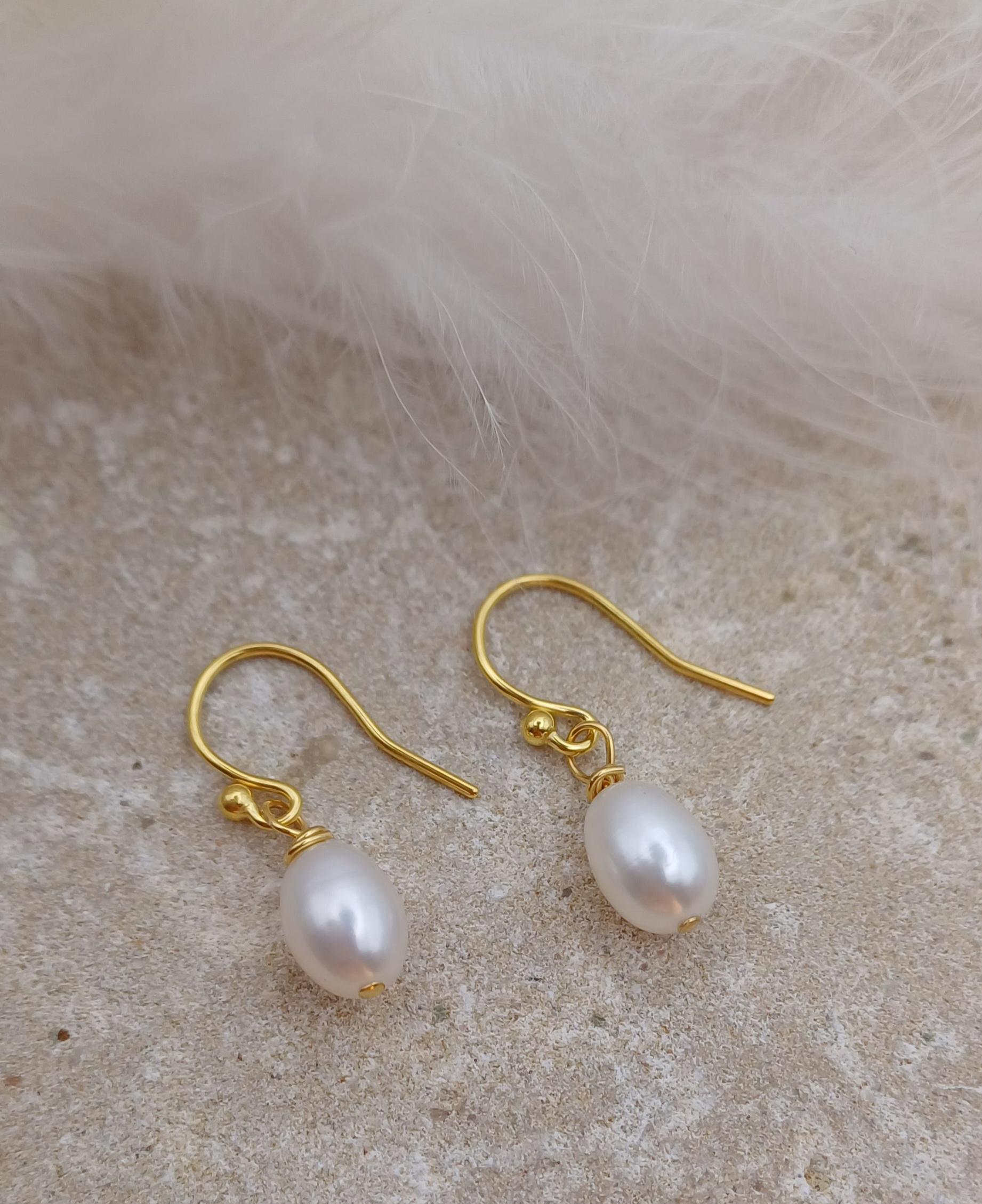 EARRINGS - Gold Vermeil Pearl Drop Earrings