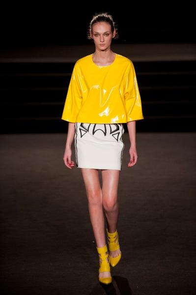 Ex-Catalogue Yellow Top/Sass and Britt London fashion week