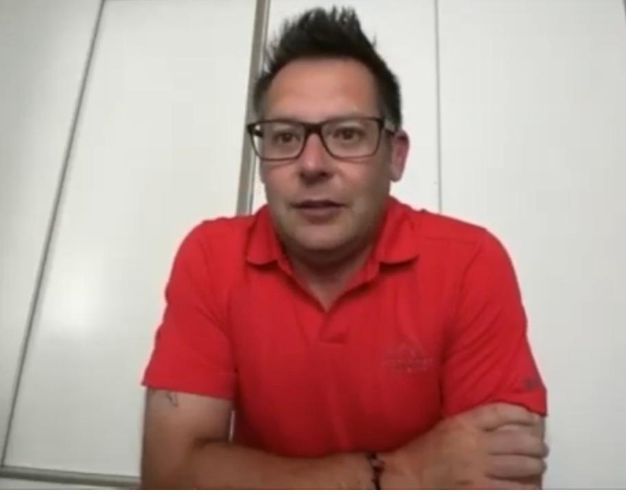 Ice hockey referee uk