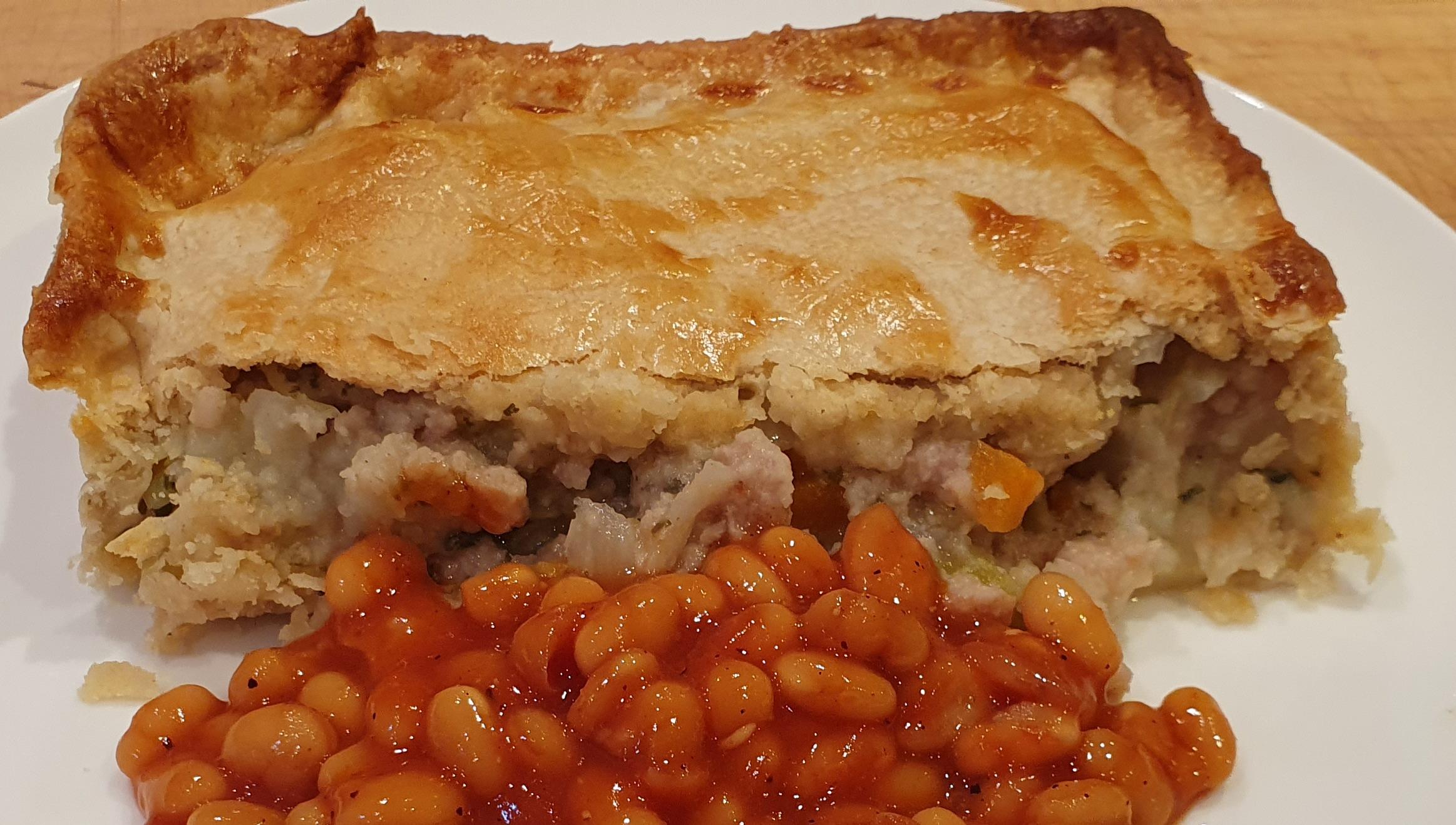 Sausagemeat pie