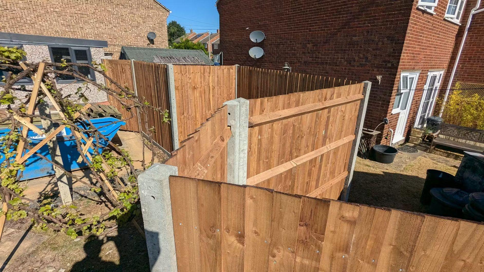 Fencing company in Rochester