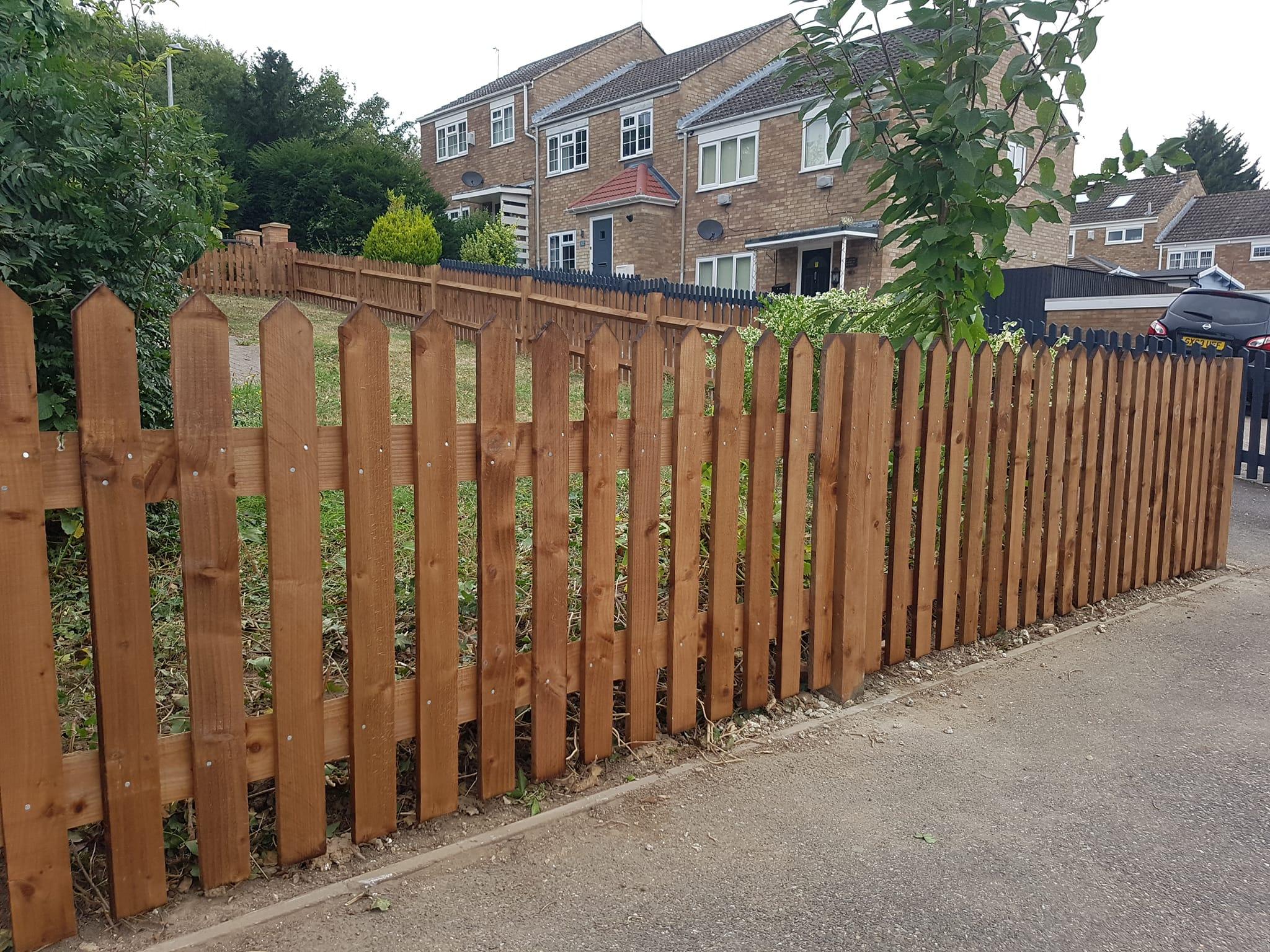 Picket fencing Rochester