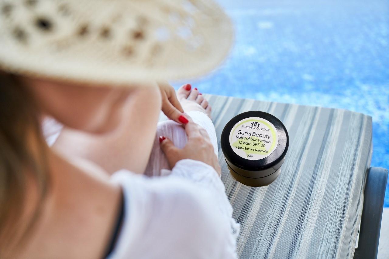 sunscreen, sun cream natural and organic for sensitive skin with spf30