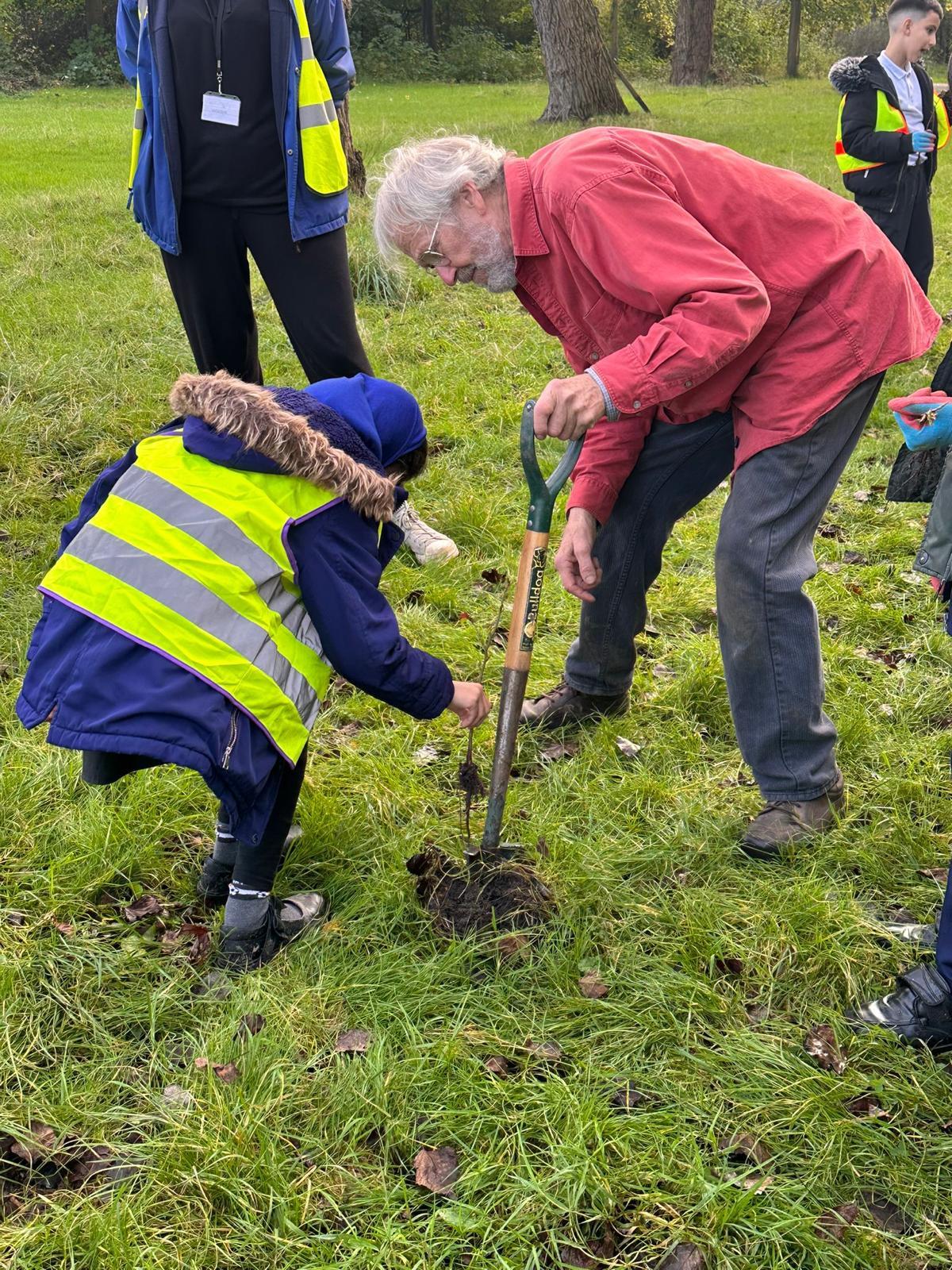 Year 4 from St Silas School planting bulbs. Picture by: Tracey Dunn