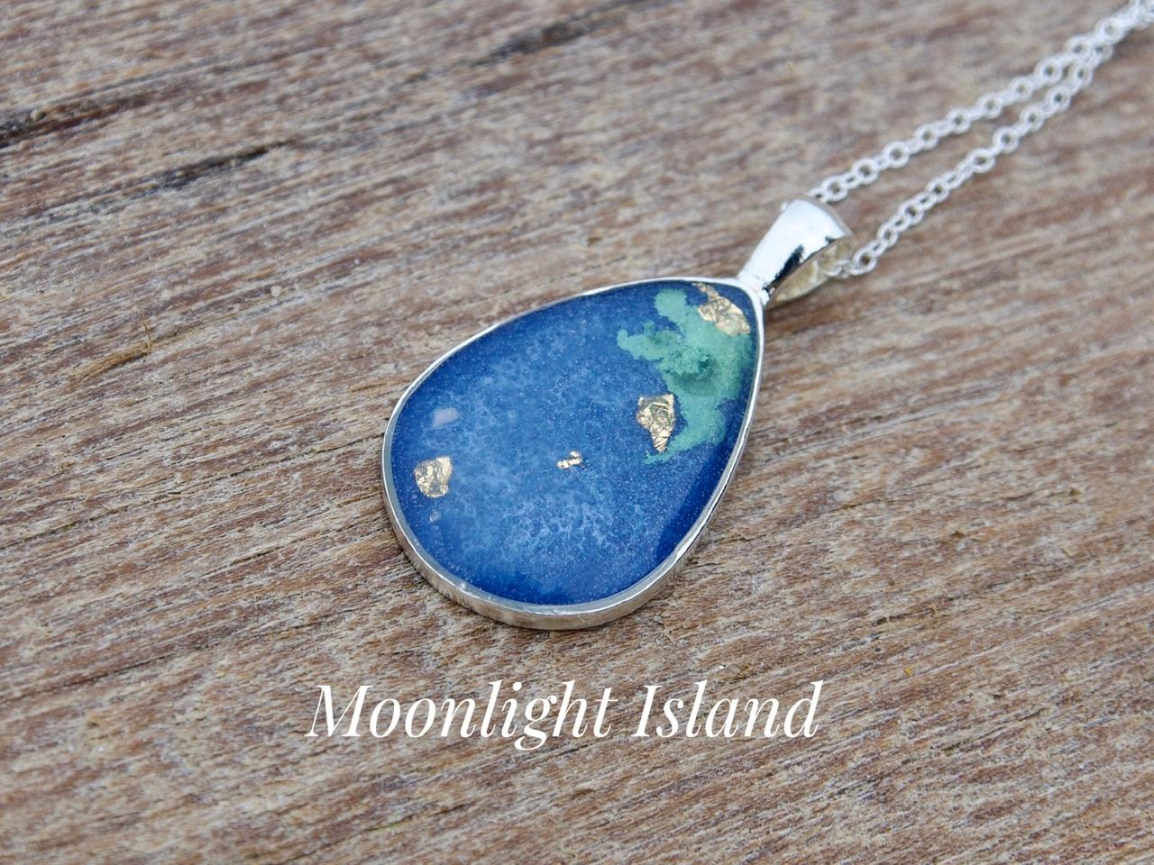 Ocean Island - Moonlight