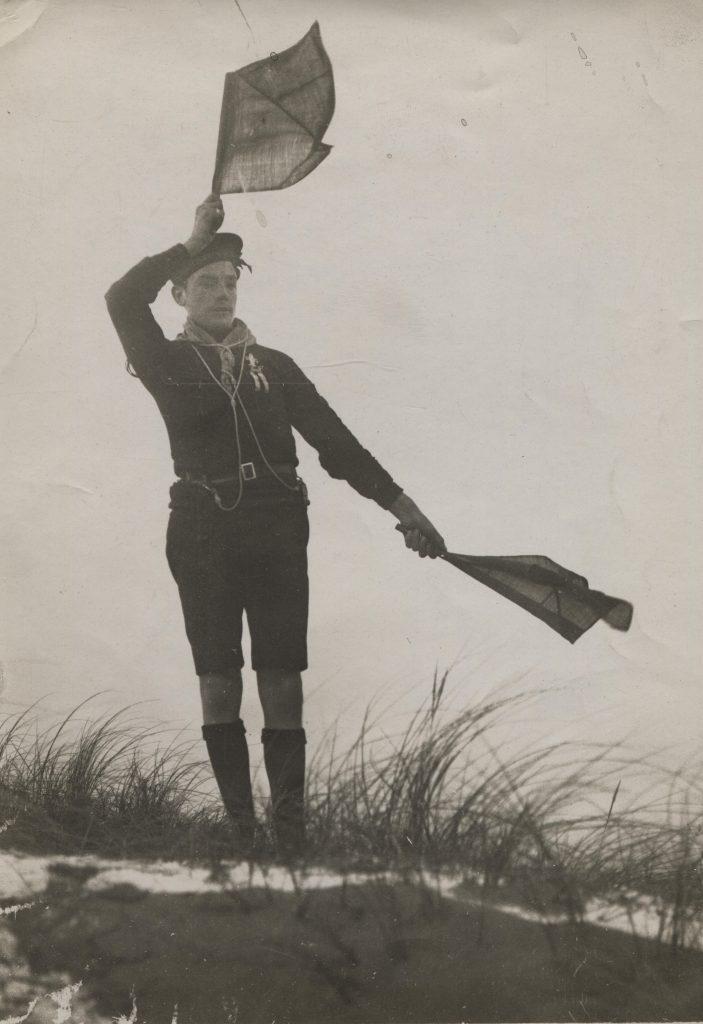 Sea Scout signalling during WWI