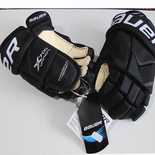 BAUER Vapor X700 Hockey Glove Black– Junior 10.0 & 12.0 Available