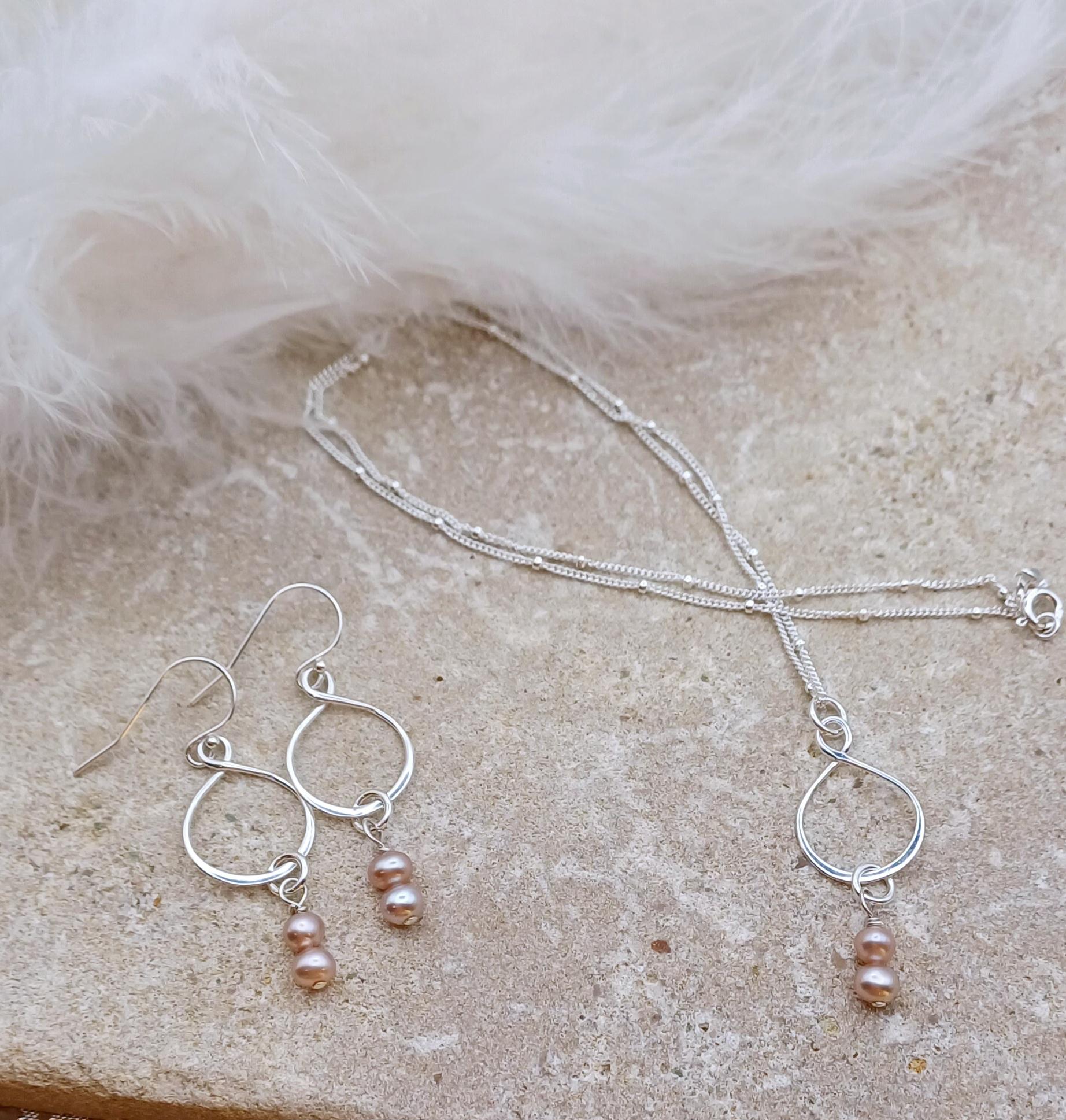 EARRINGS - Sterling Silver Pink Infinity Pearl Earrings