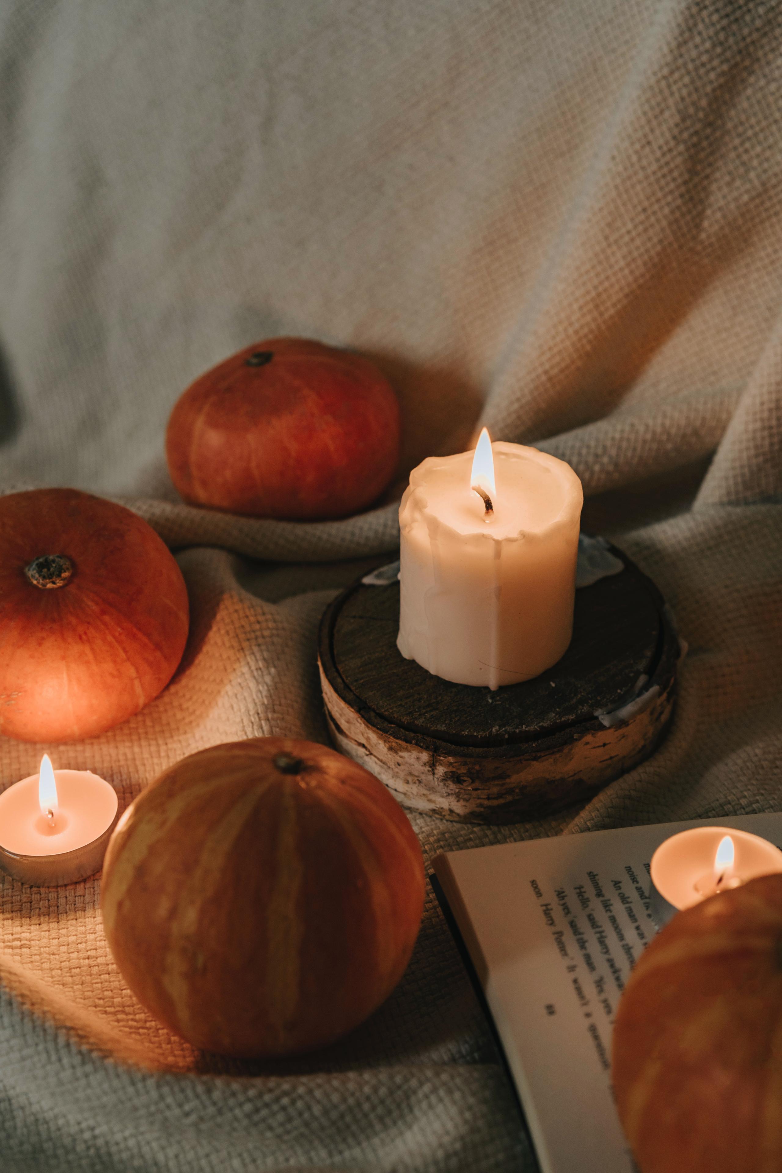 Halloween Aromas: Embracing Spooky Scents and Thoughtful Gifts