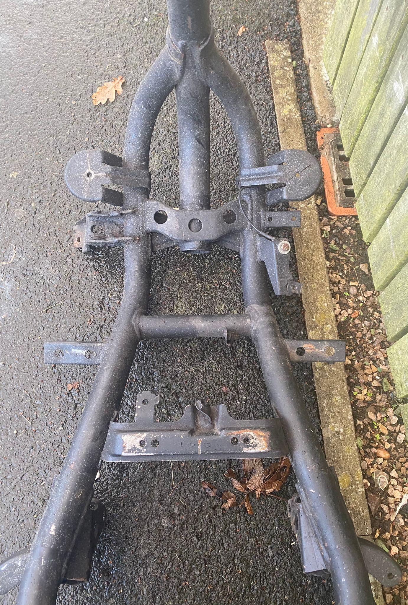 Yamaha Aerox 50cc frame number plate and v5