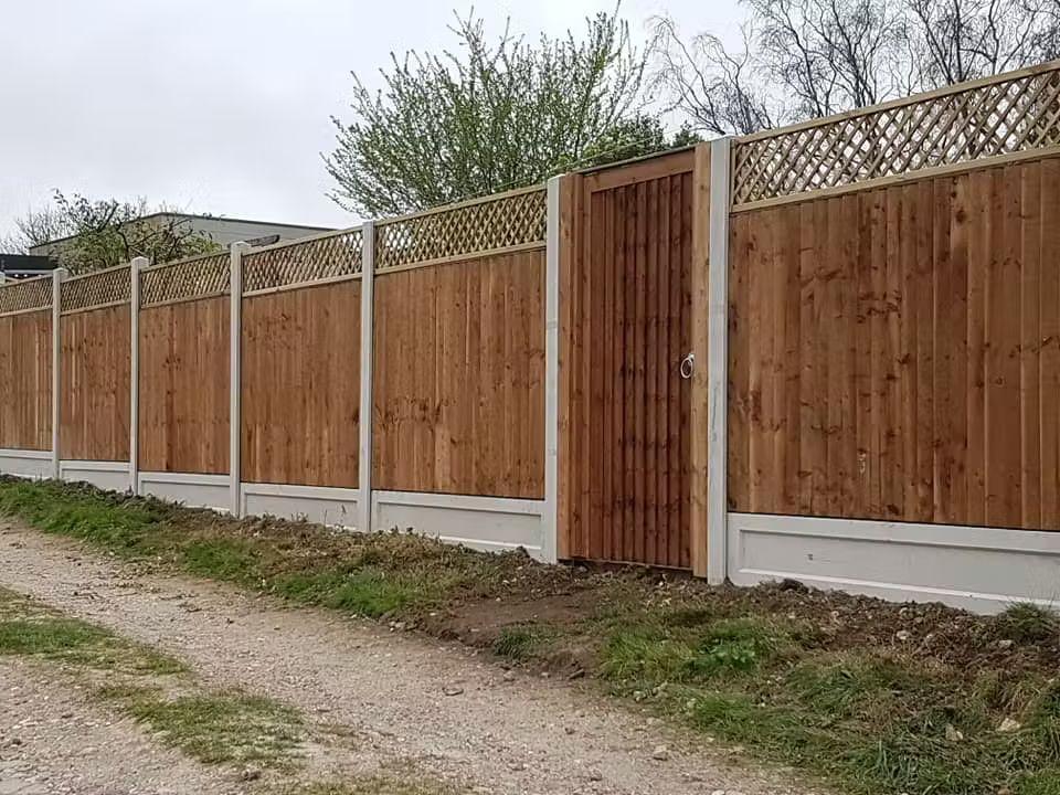 Fence panel service