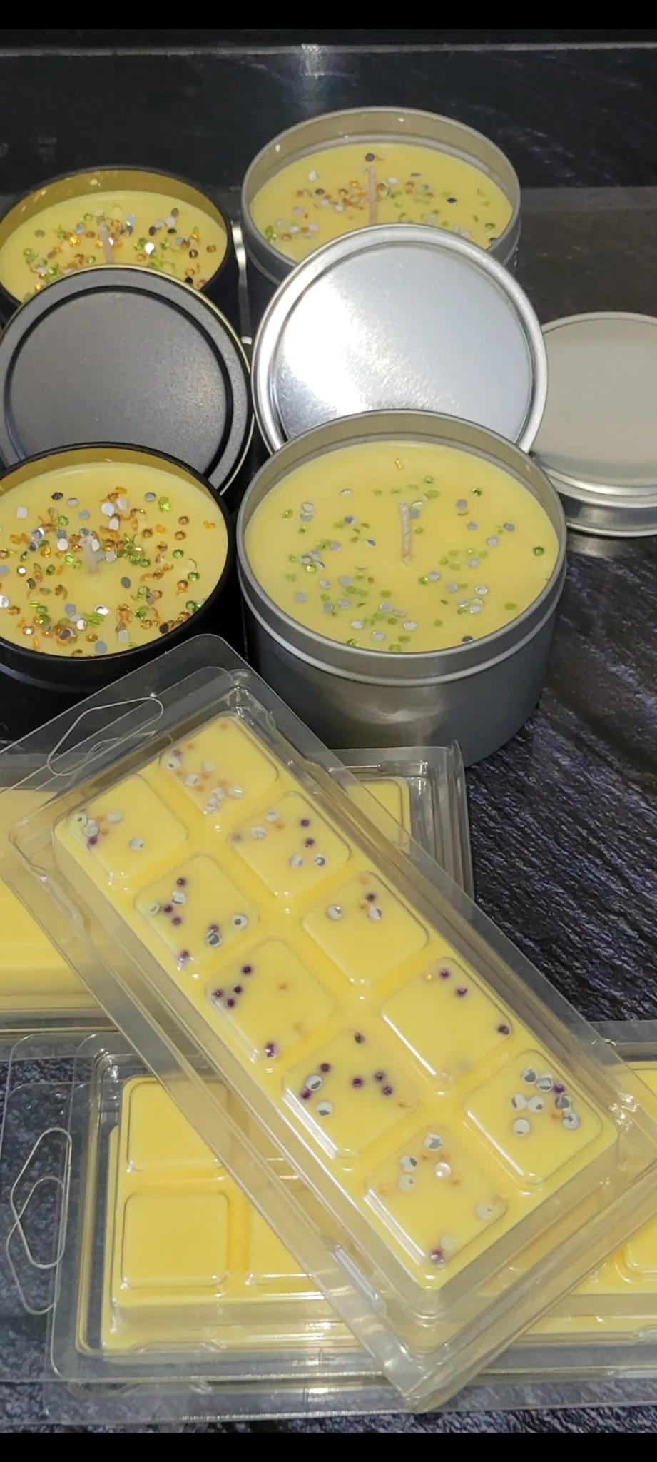 Yellow snap bars and pot melts with sparkles.