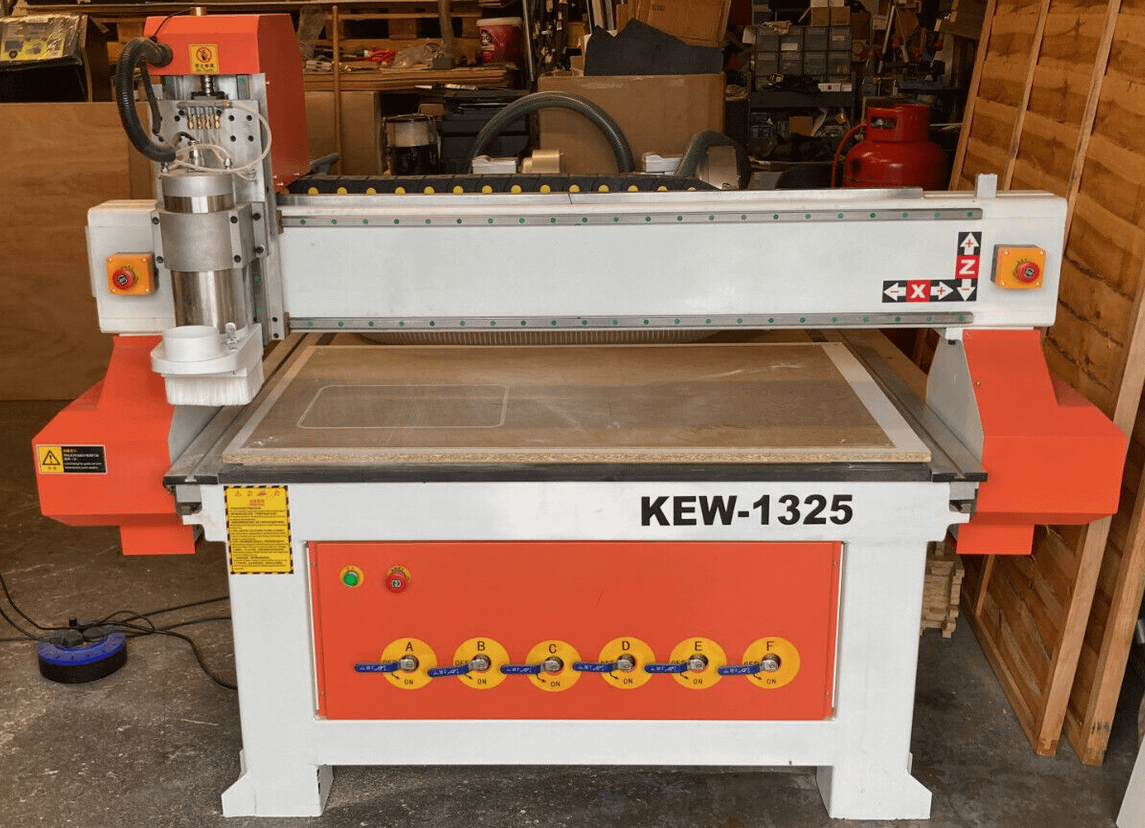 KEW-1325 4.5kw 2500x1300x200 Working Area CNC Machine Vacuum Bed