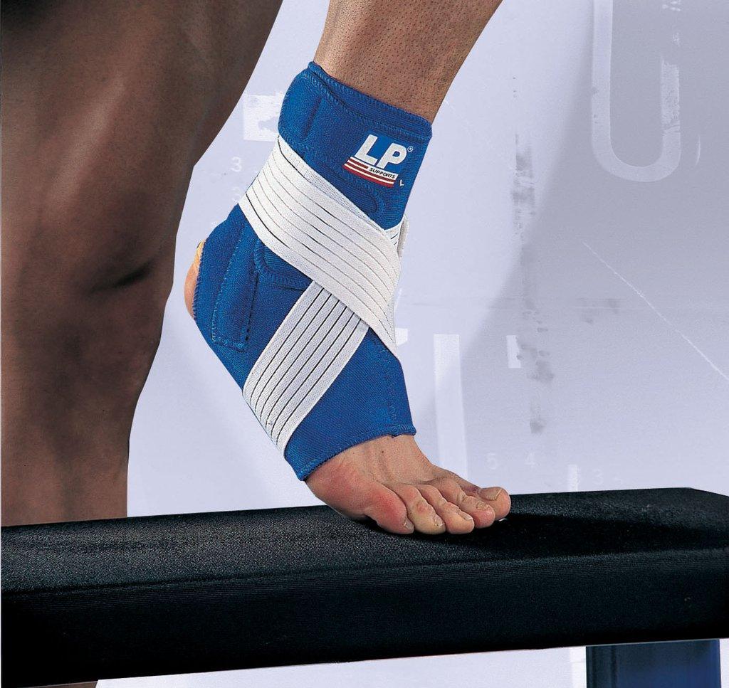 LP 775 Neoprene Ankle Support with STAY & STRAP Sprain Protection
