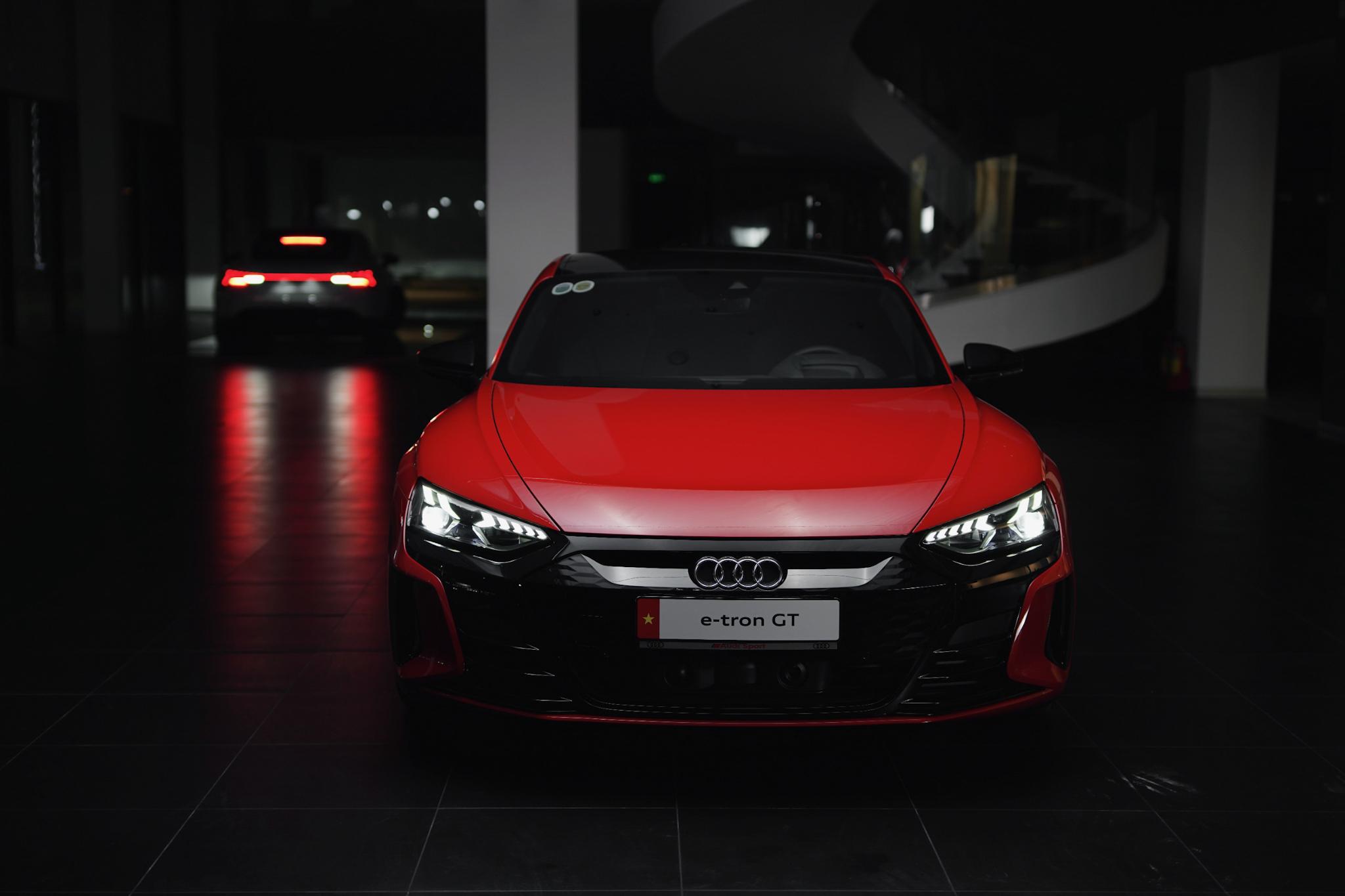 Audi e-Tron GT Quattro (Electronic Engine)