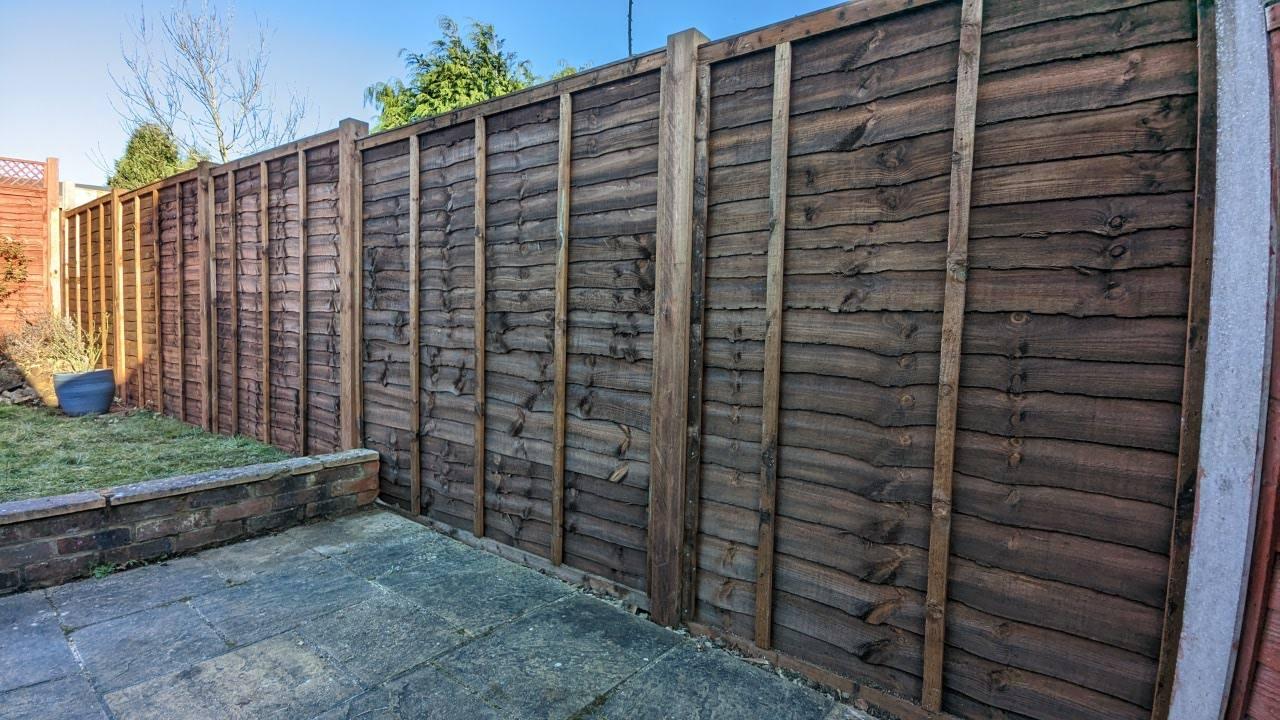 With 4x4 wooden posts, Fencing in maidstone