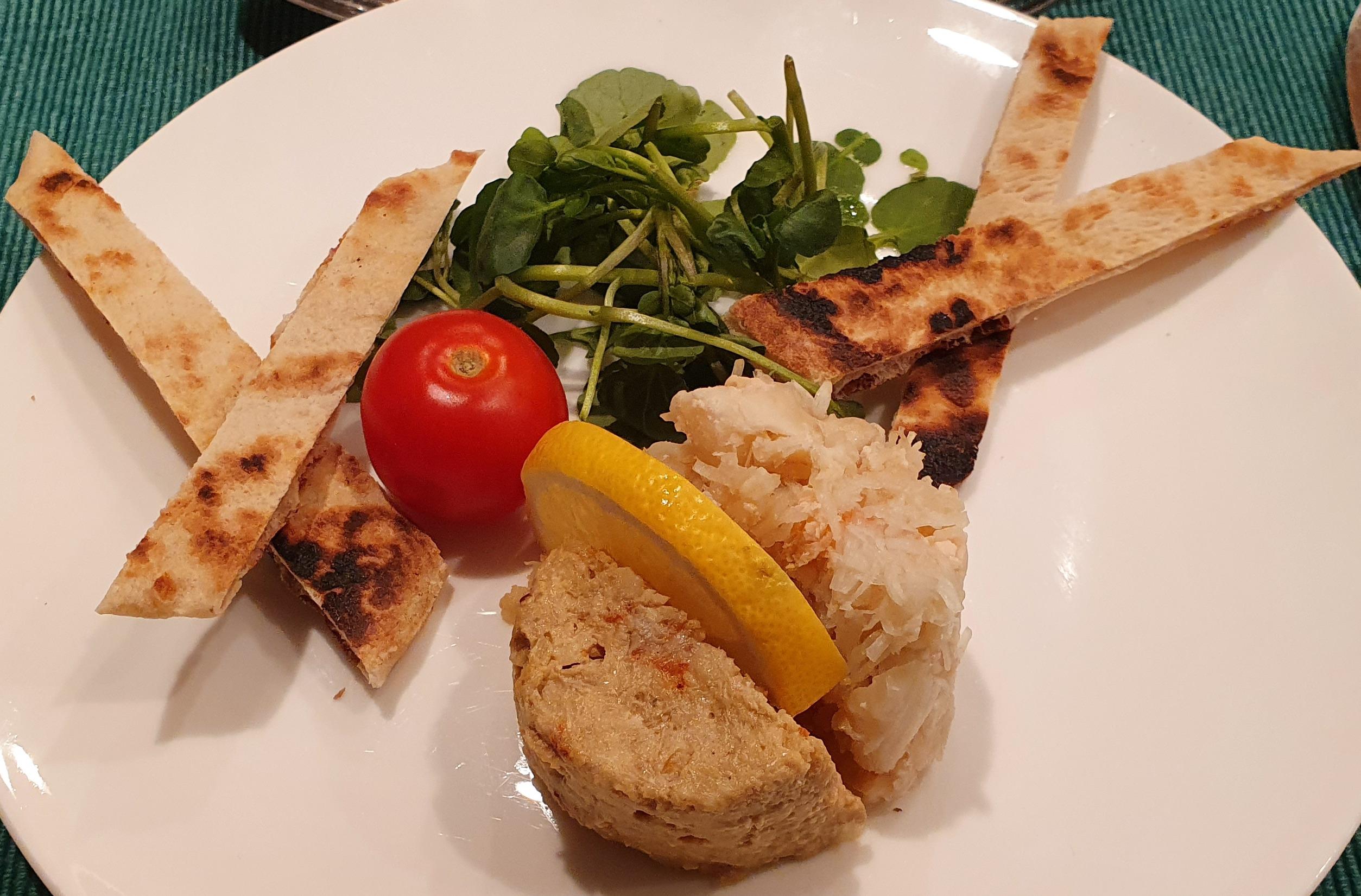 Double Crab Meat & Pitta plate