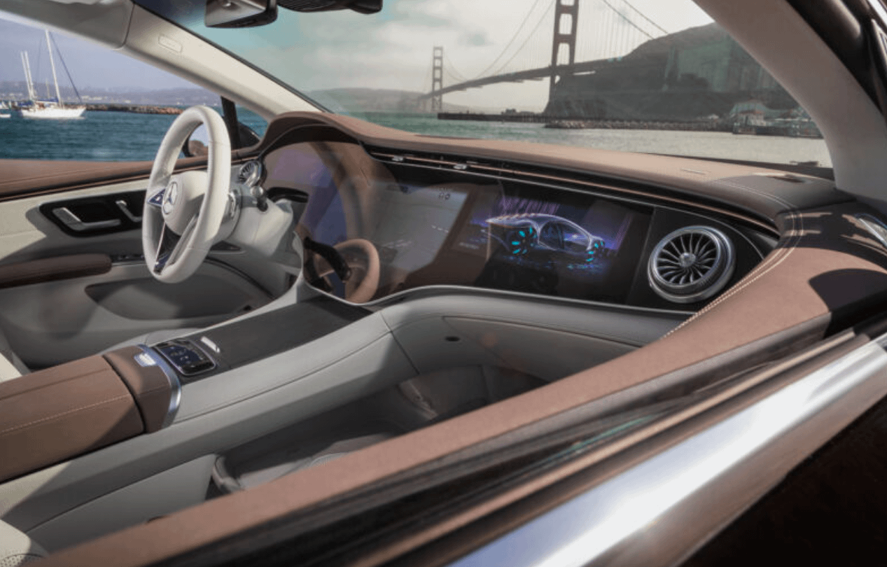 A lot of new in-car tech is “not necessary,” survey finds