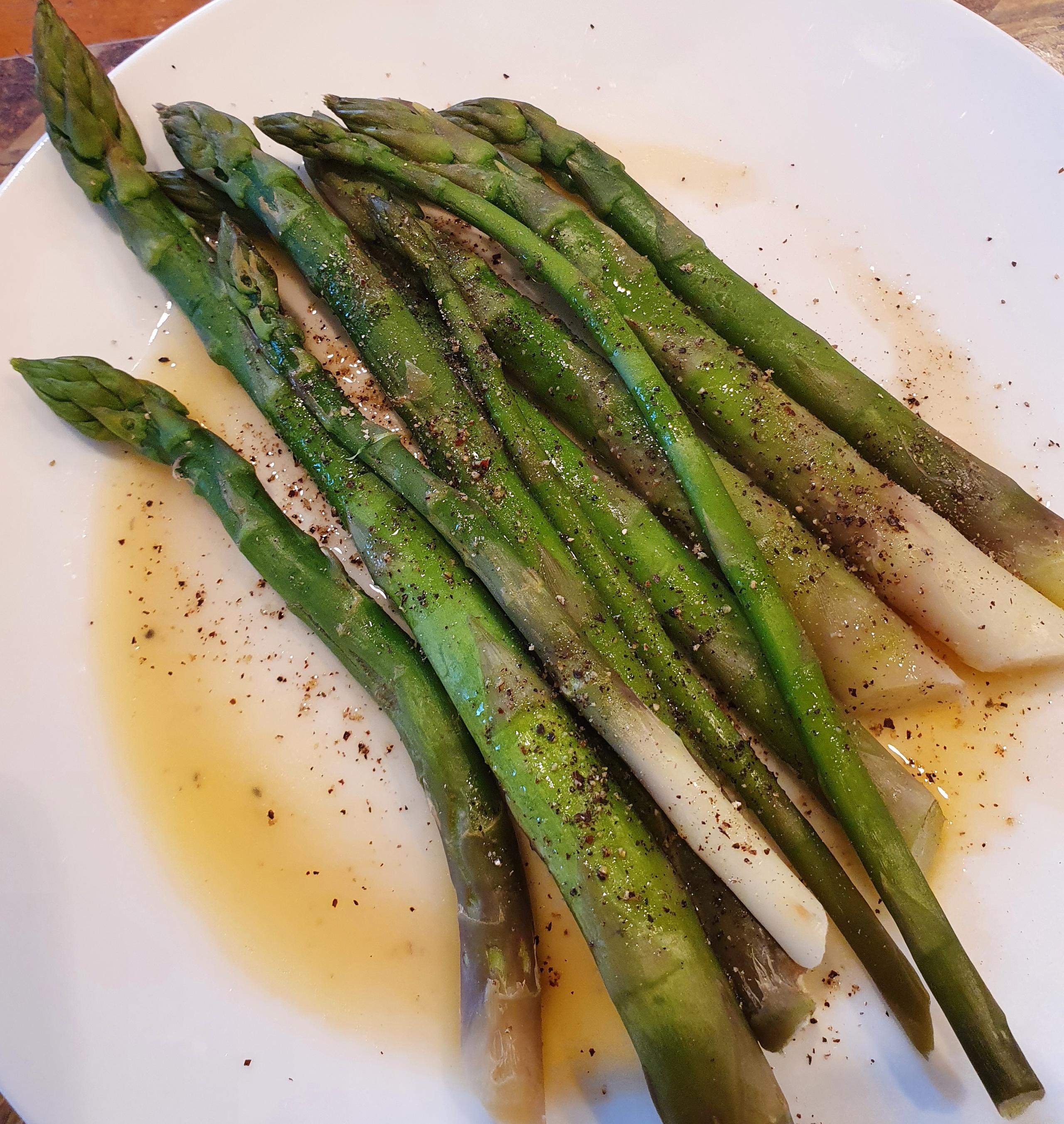 Asparagus in Lemon Pepper Butter