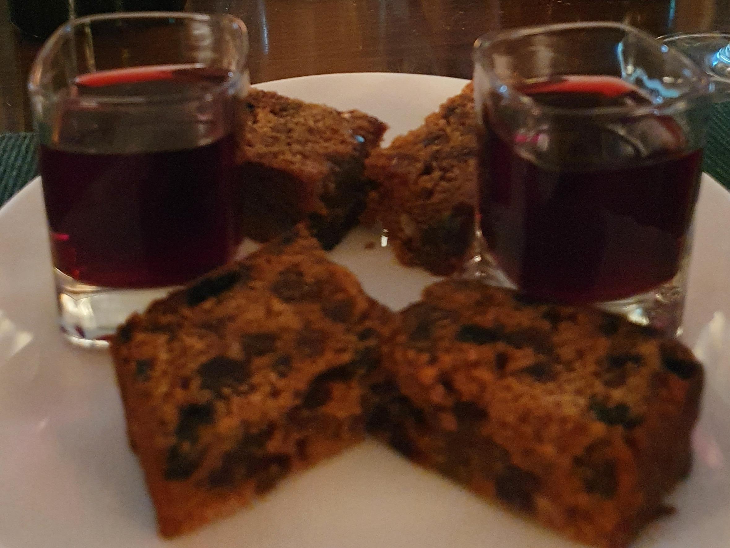 Sloe Gin & Dundee Cake